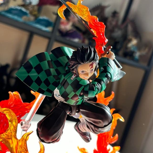 Tanjiro Kamado Demon Slayer 22cm Fire Breathing Action Figure